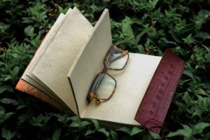 Welche Brillenfarbe passt zu mir? 11 Welche Brille passt zu grünen Augen?