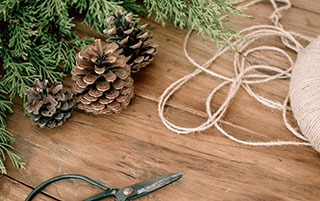 Basteln zu Weihnachten mit Kindern 3 Tannenzapfen - Basteln zu Weihnachten mit Kindern